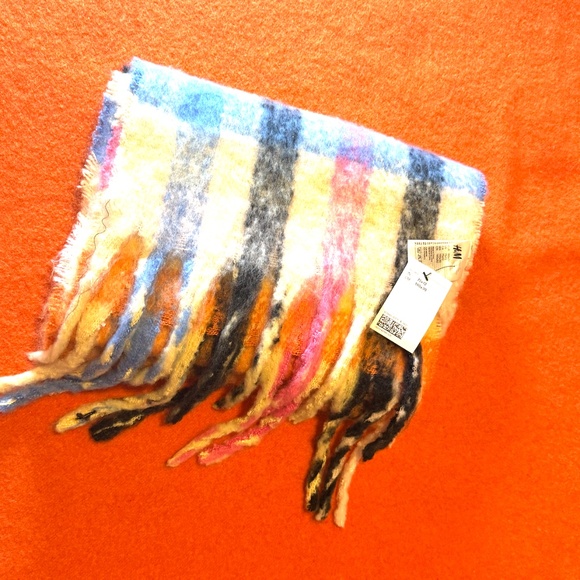 H&M colorful oversized fluffy checkered plaid mohair like soft scarf NWT - Picture 3 of 8